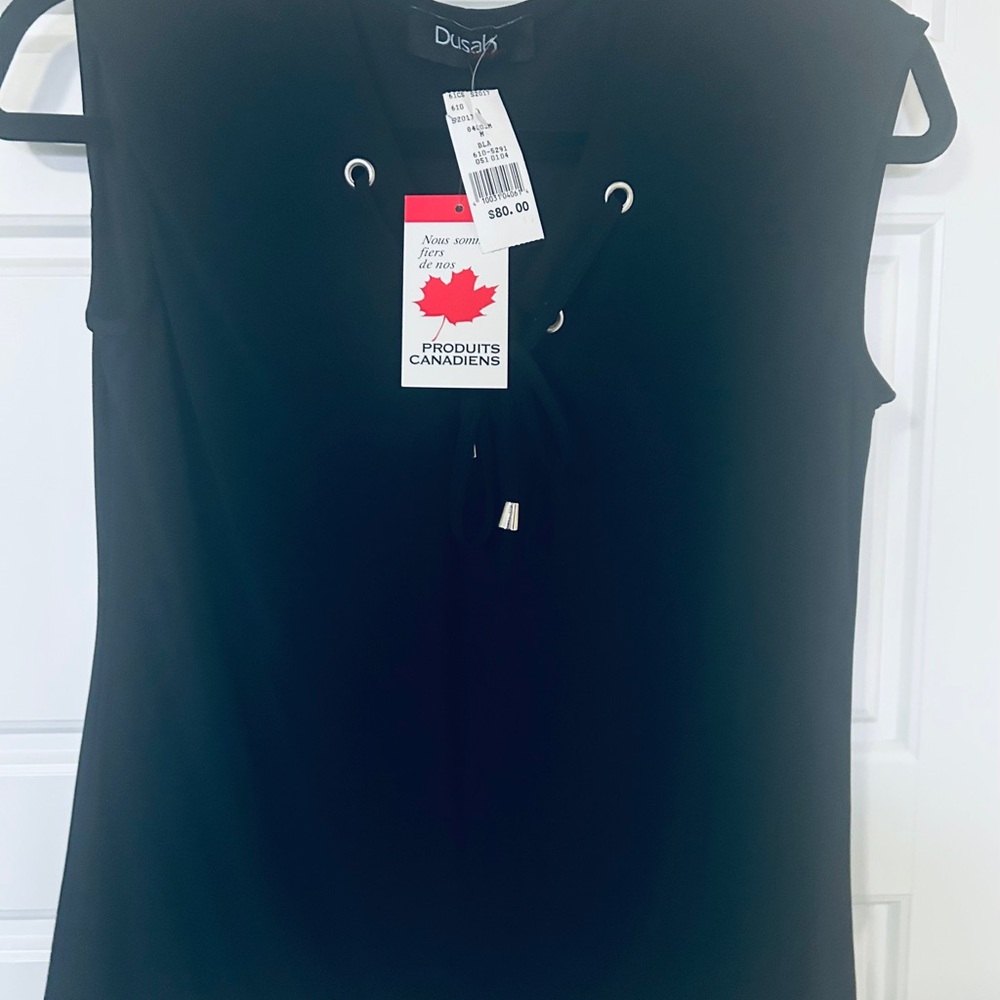 NWT designer Black sleeveless  Top